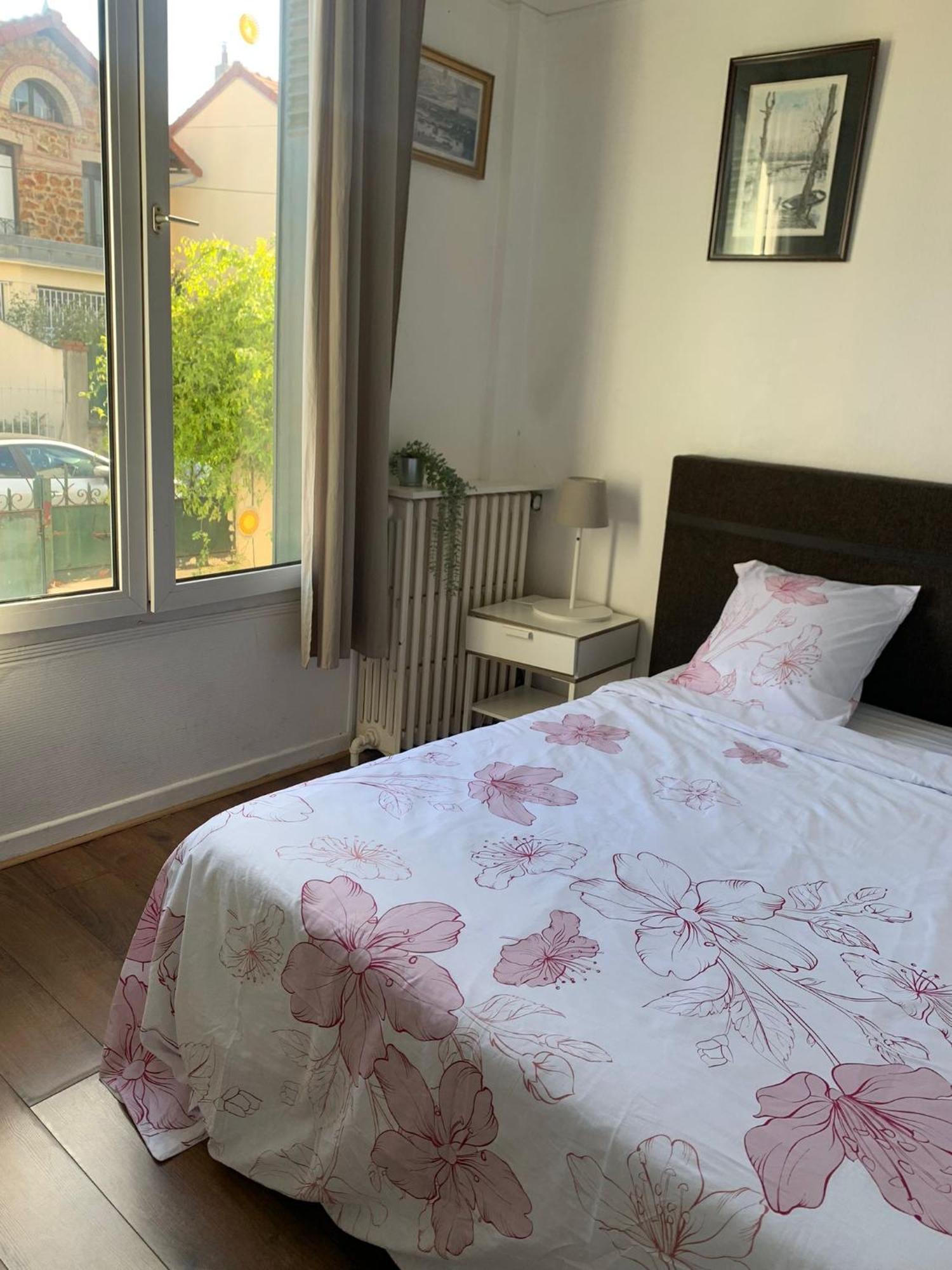Grand Appartement Avec Terrasse & Jardin A 5 Minutes De Paris Cachan Esterno foto